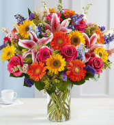 GARDEN BEAUTY Vase Arrangement