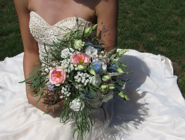Garden Bliss Bundle A Bouquet in Kamloops, BC | Lily Lane Florals Garden Bliss Bundle A Bouquet in Kamloops, BC | Lily Lane Florals