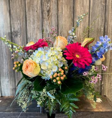 Garden Blooms and Hues Lower Garden arrangement perfect for centerpiece in Iowa City, IA | Every Bloomin' Thing