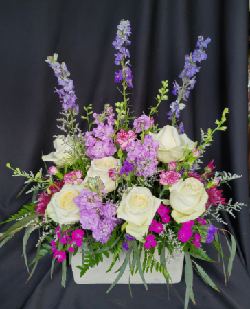 Garden Delight Planter in Longview, WA | Banda's Bouquets Garden Delight Planter in Longview, WA | Banda's Bouquets