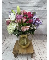 GARDEN LILY AND ROSE BOUQUET 