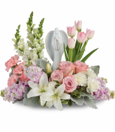 Garden Of Hope Bouquet DX T601-6B Teleflora