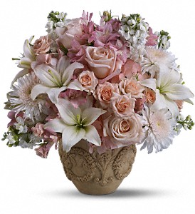 Garden Memories T221-1A  in Fort Worth, TX | DAVIS FLORAL DESIGNS