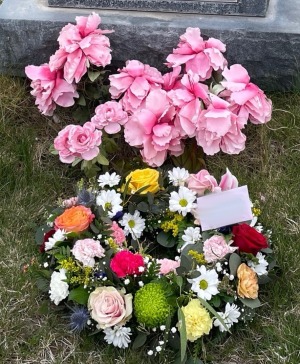 Garden of Memories Wreath 