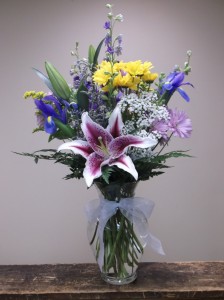 GARDEN DELIGHT VASE ARRANGEMENT