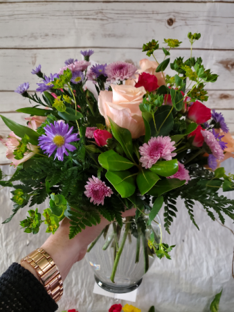 Garden Style vase arrangement