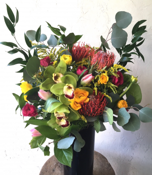 Garden Tropical Arrangement in Toronto, ON | BOTANY FLORAL STUDIO Garden Tropical Arrangement in Toronto, ON | BOTANY FLORAL STUDIO