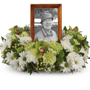 Garden Wreath in Arlington, TX | Erinn's Creations Florist Garden Wreath in Arlington, TX | Erinn's Creations Florist
