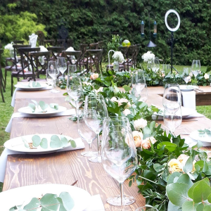 Garland and Table Runners  Wedding Flowers 