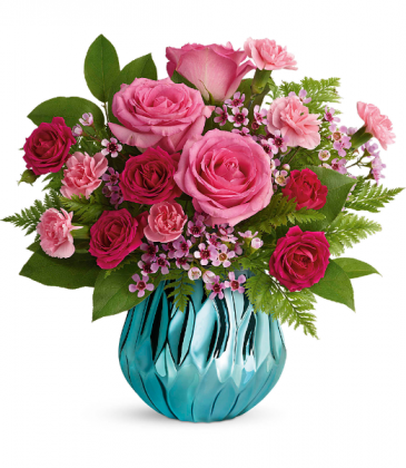 Gem Of My Heart Bouquet All-Around Arrangement in Winnipeg, MB | KINGS FLORIST LTD Gem Of My Heart Bouquet All-Around Arrangement in Winnipeg, MB | KINGS FLORIST LTD