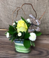 Gesture of Appreciation Fresh Arrangement 