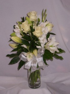 LOVELY BEAU - Prince George BC Just For You Flowers: AMAPOLA BLOSSOMS