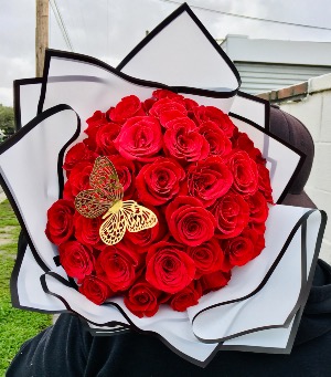  Rose Bouquet (50 Roses) 