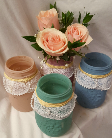 Pint size PICK ME UP! Pink or Yellow roses with Baby's Breath in pint size pearls and lace mason jar. (We will select color and this is about 10