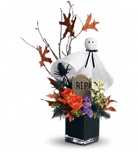 Ghostly GardensT176-1A in Fort Worth, TX | DAVIS FLORAL DESIGNS Ghostly GardensT176-1A in Fort Worth, TX | DAVIS FLORAL DESIGNS