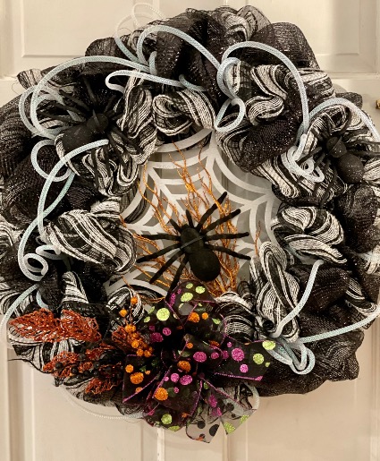 Ghoulishy Cute Webthrower Seasonal wreath 