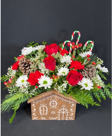 Gingerbread Wishes Fresh arrangement in Edmonton, AB | Little Daisy Blooms & Balloons