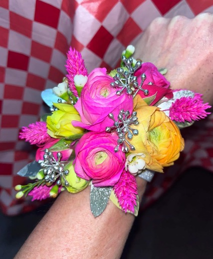 Girls corsage Wrist corsage