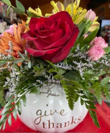 Give Thanks Keepsake Arrangement in Balsam Lake, WI | BALSAM LAKE PRO-LAWN INC.