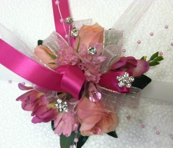 Glamorous Girl PROM FLOWERS