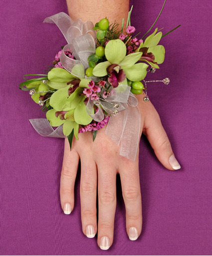 Glamorous Green Corsage