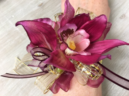 P100 - Glimmer Orchid Corsage Wrist Corsage
