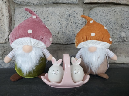 Gnomes and Salt & Pepper Shakers Product