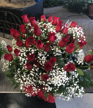 50 Red Rose bouquet – Glodies Flower Flowers Shop in Chicago