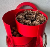 Gold Rose Box W/Candy Preserved Roses