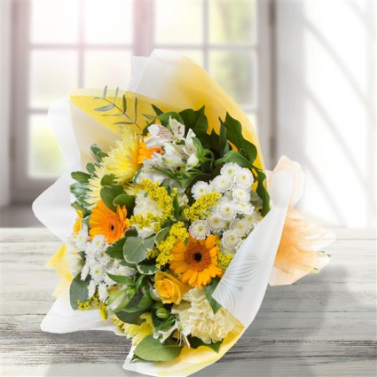 GOLD & WHITE HAND-TIED HAND TIED BOUQUET