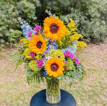 Golden Autumn  in Citrus Springs, FL | Artistic Flowers