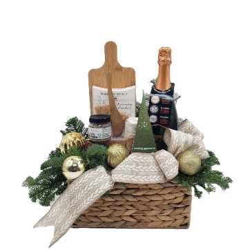 Golden Cheers Basquet Gourmet Christmas in San Juan, PR | ELIKONIA FLOWERS Golden Cheers Basquet Gourmet Christmas in San Juan, PR | ELIKONIA FLOWERS