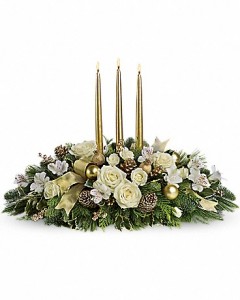 Golden Elegance Centerpiece