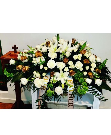 Golden Glory Casket Spray in Bear, DE | S&M Flowers