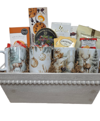 Golden Glow 4 piece Mug Set and Tasteful Treats Gourmet Basket