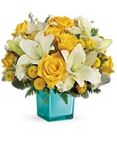 Golden Laughter Bouquet cube vase