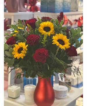 Golden Love Bouquet  Vase