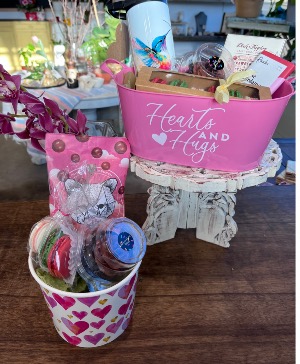Goodie baskets in Small or Large Treats 