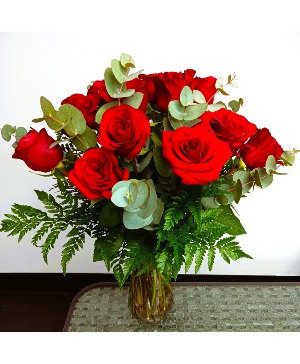Gorgeous red roses Fresh flowers