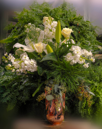 Gorgeous Valentine Arrangement in Gold Vase
