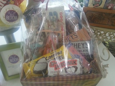 Gourmet Chocolate and Nut Basket 