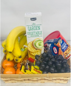 GOURMET FRUIT BASKET  Gift Basket 