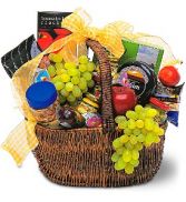 Gourmet Picnic Basket Gift Basket