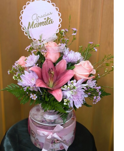 Gracias Mamita Floral Teacup with plate