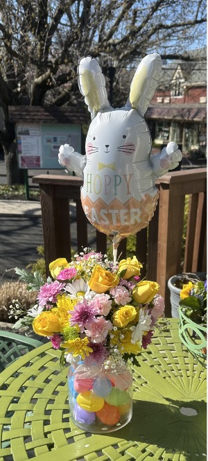 GRAND EASTER PARADE BOUQUET  EASTER BOUQUET WITH BALLOON AND EGGS