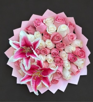 Grand Expression  Hand Bouquet 