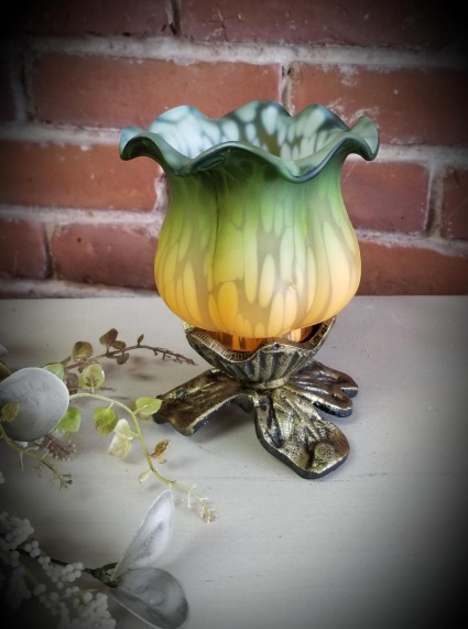 Green & Yellow Flower Lamp 