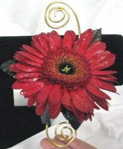 GREGARIOUS GERBERA Boutonniere