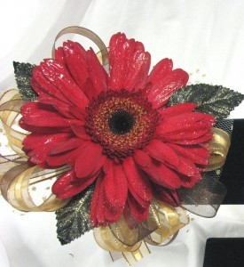 GREGARIOUS GERBERA CORSAGE