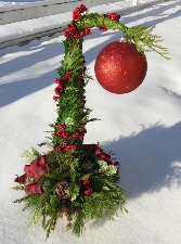 Grinch Tree Arrangement